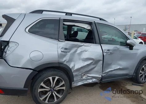 2020 Subaru Forester Limited z USA, uszkodzony, nr VIN JF2SKAUC6LH462339